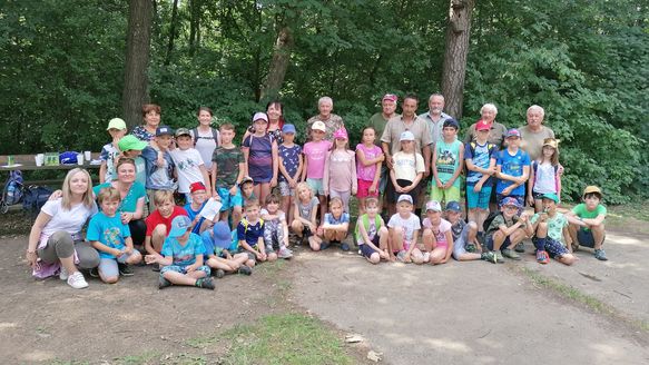 Den s myslivci na chatě Lesance